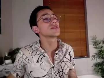 Chaturbate Adult Webcams of andyjoy_