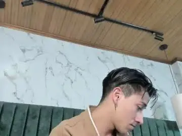 Chaturbate Free Live Porn of andyjoy_
