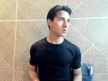 Chaturbate Live Sex of andyjoy_