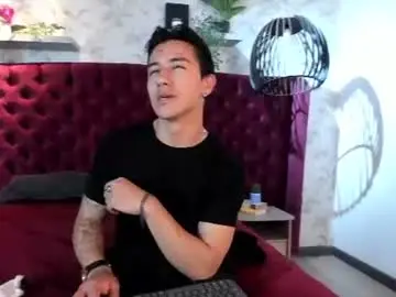 Chaturbate Live Porn of andyjoy_