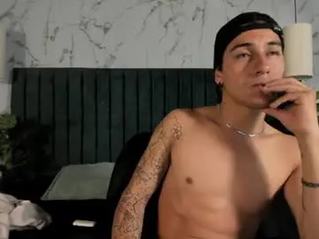Chaturbate Live Porn of andyjoy_