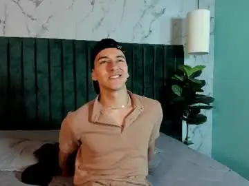 Chaturbate Adult Webcam of andyjoy_