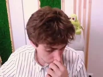 Chaturbate Live Porn of milkhunter_