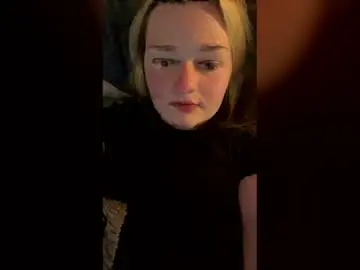 Chaturbate Live Porn of naveah7362