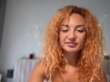 Chaturbate Live Sex Cam of reddgiirll