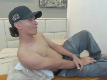 Chaturbate Private Sex Chat of ricky_backus