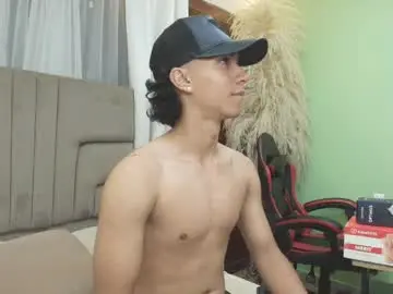 Chaturbate Sex Cam of ricky_backus