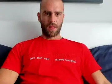 Chaturbate Best live sex cam show of strong_arni
