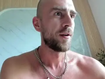 Chaturbate Best live sex cam show of strong_arni