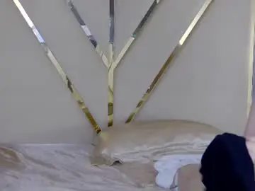 Chaturbate Free Porn Cam of zenaidabelmont