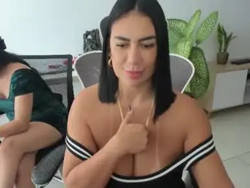 Chaturbate Free Porn Cam of emillybrowm