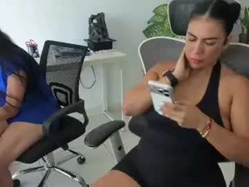 Chaturbate Live Sex of emillybrowm