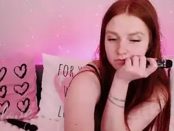 Chaturbate Best live sex cam show of evarey_