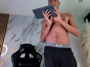 Chaturbate Adult Webcams of juliensaint_