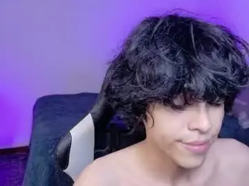 Chaturbate Live Porn of alan18n