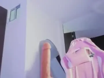 Chaturbate Adult Video Chat of alicesimpson1