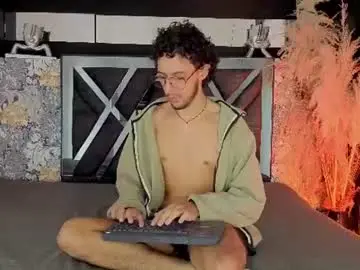 Chaturbate Best live sex cam show of dorian_rosas