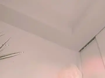 Chaturbate Live Sex Cam of katee_bloss