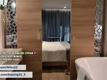 Chaturbate Free Live Porn of kissing33