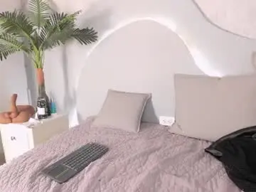 Chaturbate Live Porn of zafiro_n_amber