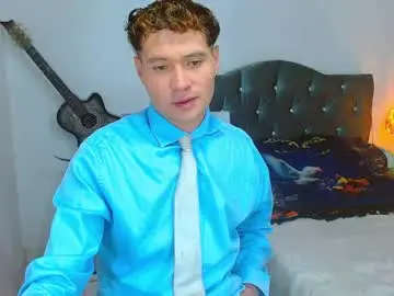 Chaturbate Adult Webcam of _santi2