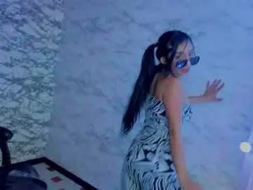 Chaturbate Sex Chat of adarasuri_v