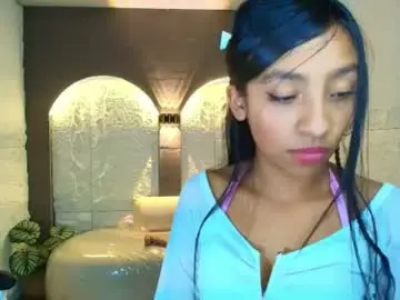 Chaturbate Live Sex Cam of adarasuri_v