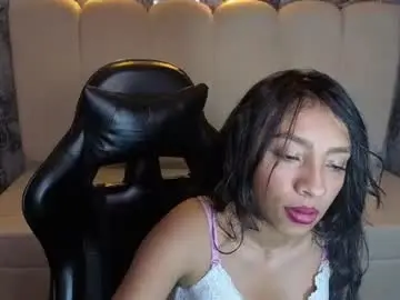 Chaturbate Free Porn Cam of adarasuri_v