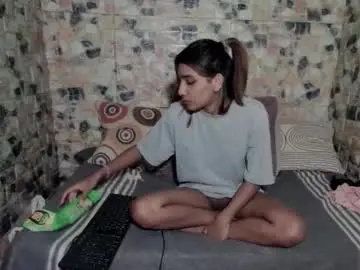 Chaturbate Live Sex of cherryindian694u