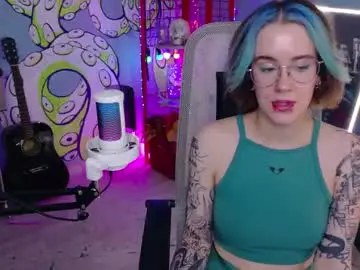 Chaturbate Live Sex Cam of cumpotikeve