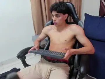 Chaturbate Live Sex of ithan_hot