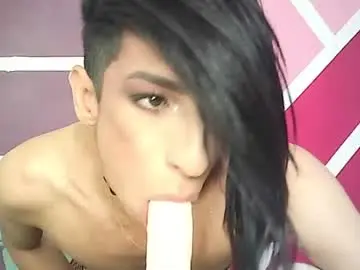 Chaturbate Nude Webcam of jet_clomet21