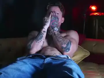 Chaturbate Live Sex Cam of dantecoppolaa