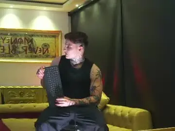 Chaturbate Sex Cam of dantecoppolaa