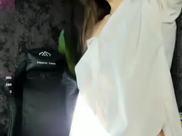 Chaturbate Live Sex of lillian_white1