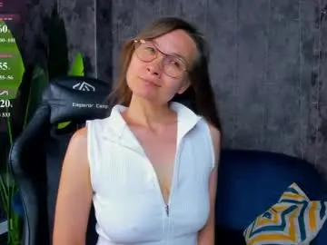 Chaturbate Free Live Porn of lillian_white1
