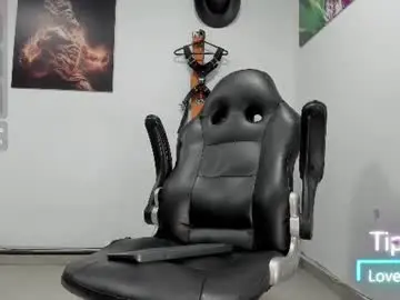 Chaturbate Sex Chat of logan_whitters01
