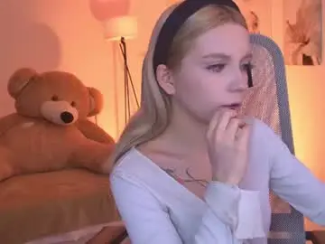 Chaturbate Live Sex Cam of aurorawrenfield