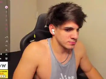 Chaturbate Free Porn Cam of derekcb