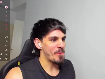 Chaturbate Live Sex Cam of derekcb