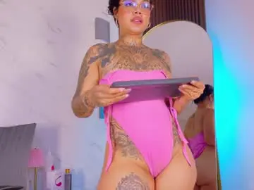 Chaturbate Live Sex Cam of madyson_fox