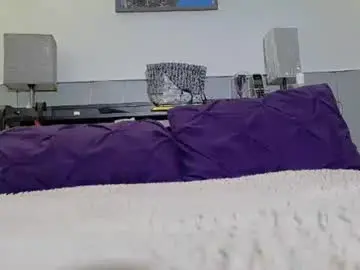 Chaturbate Live Sex Cam of alexassts