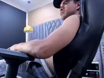 Chaturbate Adult Webcams of davidclarck_