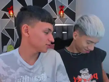 Chaturbate Live Porn of juan_nd_steven