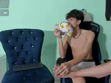 Chaturbate Sex Cam of alexandluke1