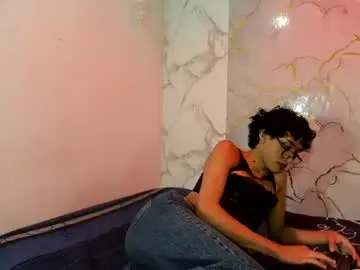 Chaturbate Live Sex Cam of alexandluke1
