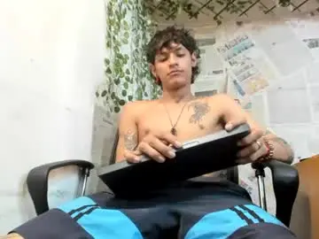 Chaturbate Sex Cam of alexandluke1