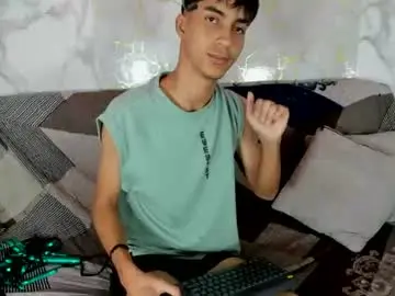 Chaturbate Live Porn of alexandluke1