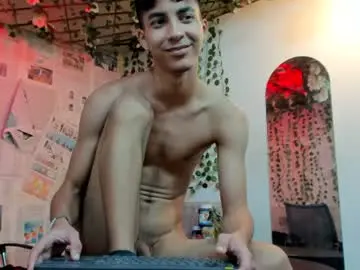 Chaturbate Live Porn of alexandluke1
