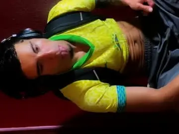Chaturbate Live Porn of boyfriend_fuckme